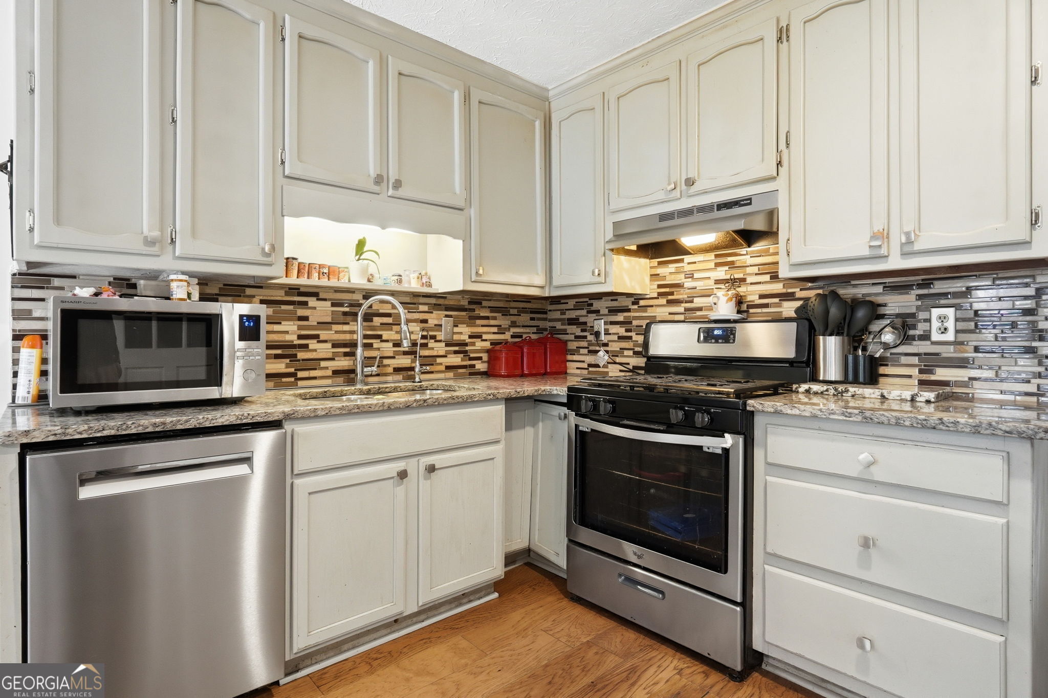 562 Black Creek Drive Property Photo 12