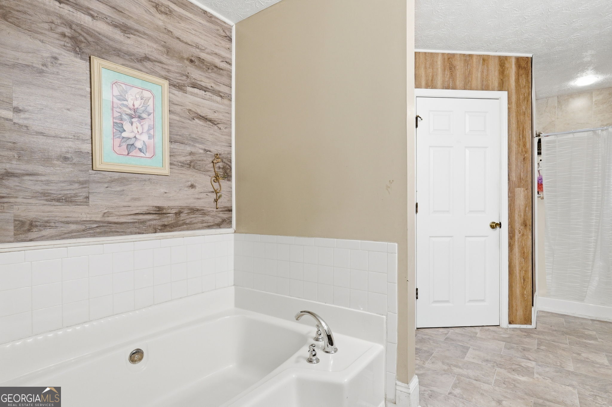 562 Black Creek Drive Property Photo 28
