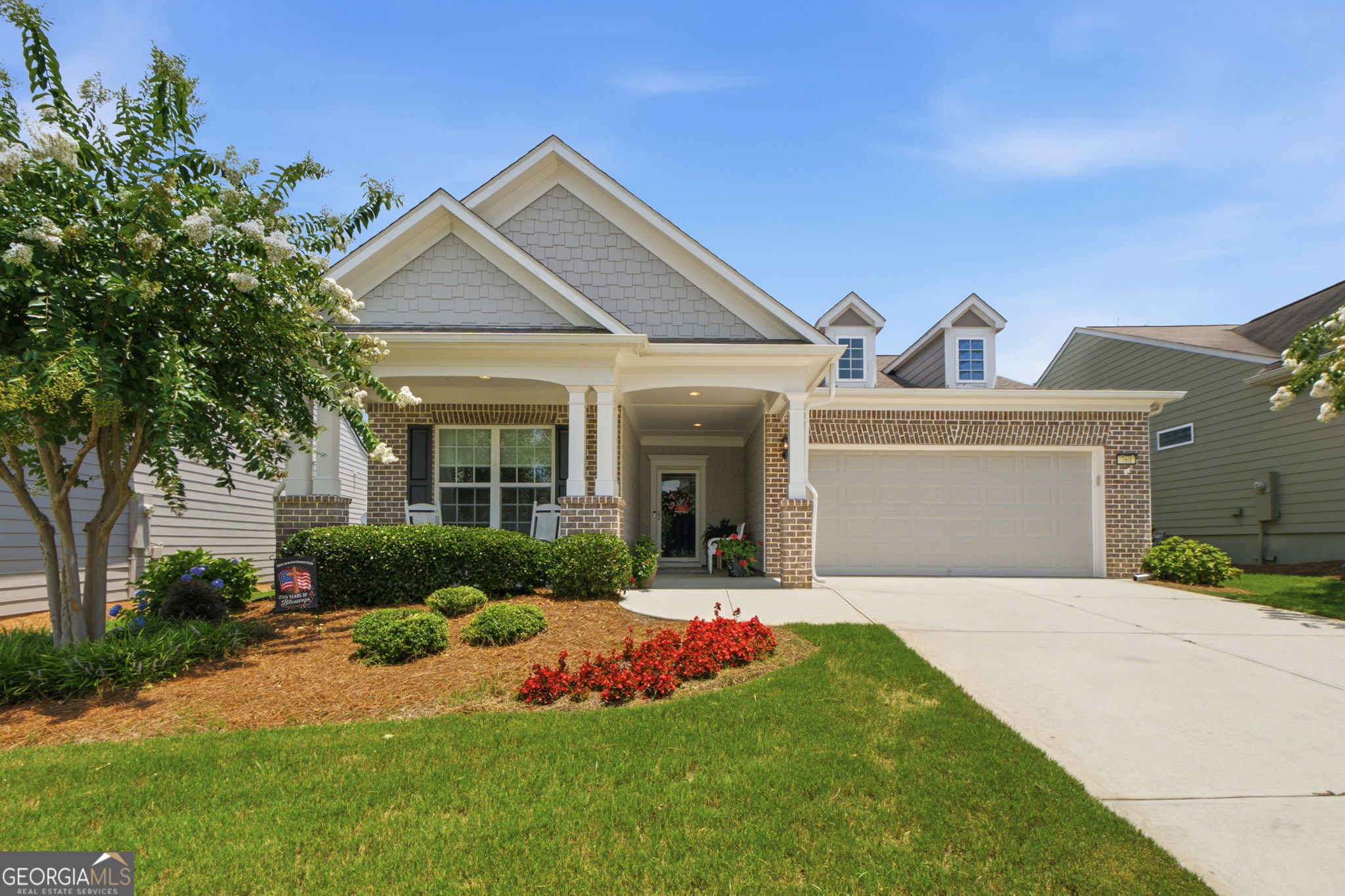 760 Firefly Court Property Photo 2