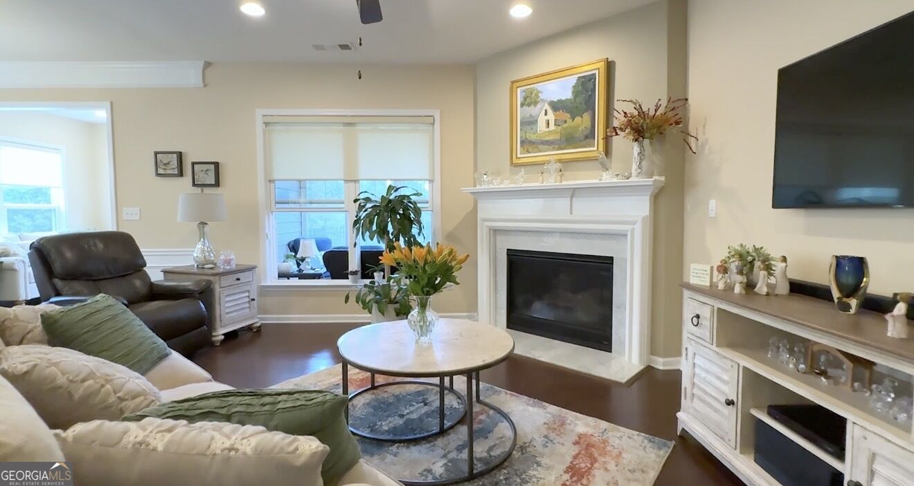 760 Firefly Court Property Photo 10