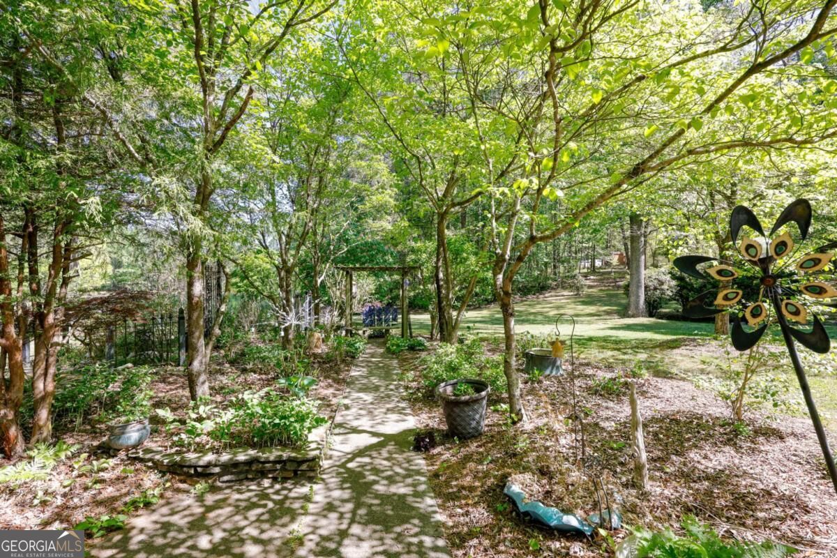 8277 Buchanan Highway Property Photo 45