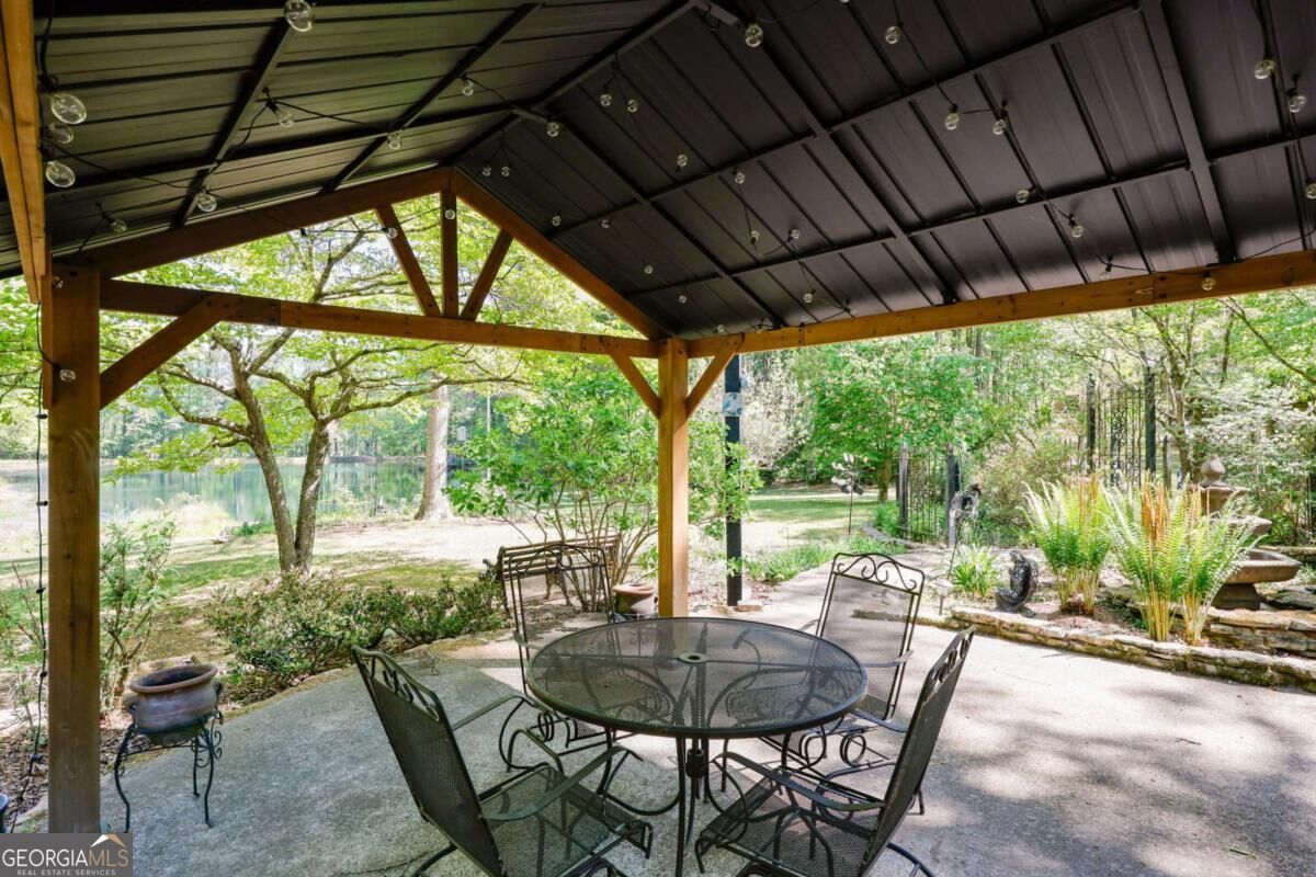 8277 Buchanan Highway Property Photo 51