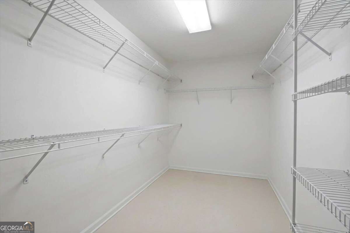 2011 Windfield Drive Property Photo 20
