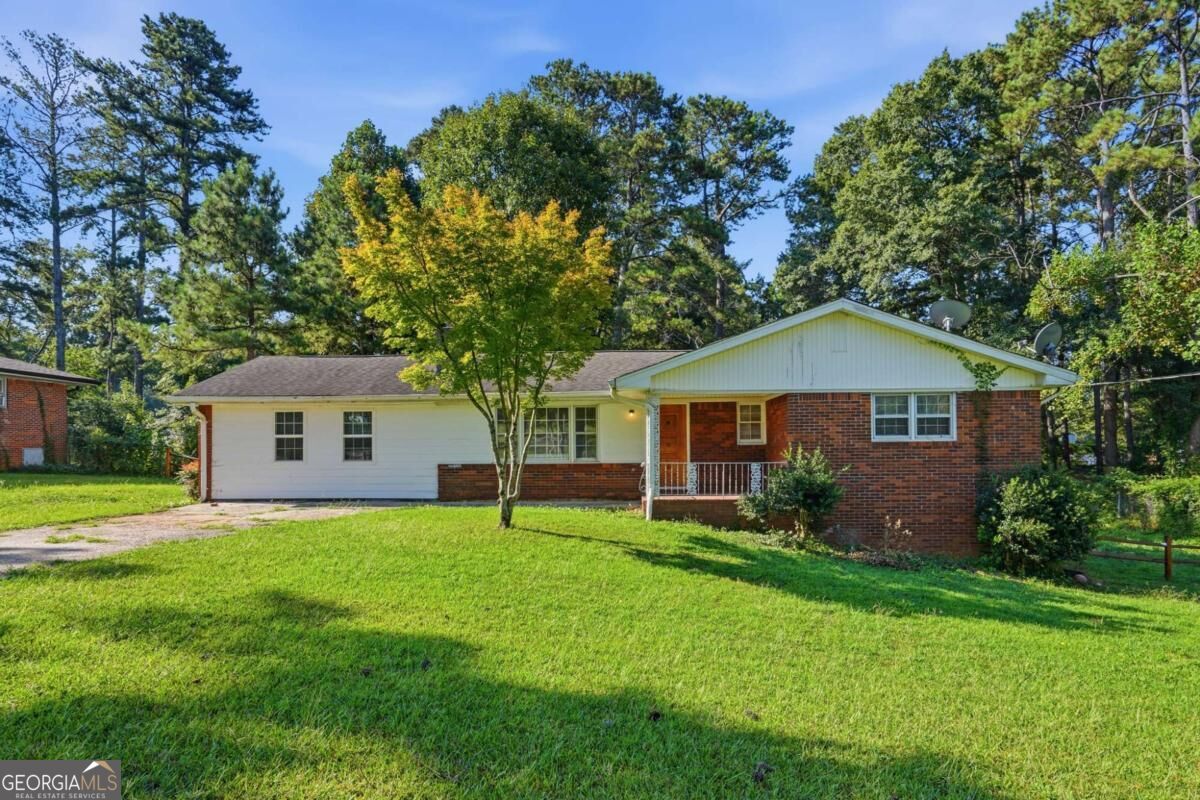 1209 Old Alabama Road Sw Property Photo 1