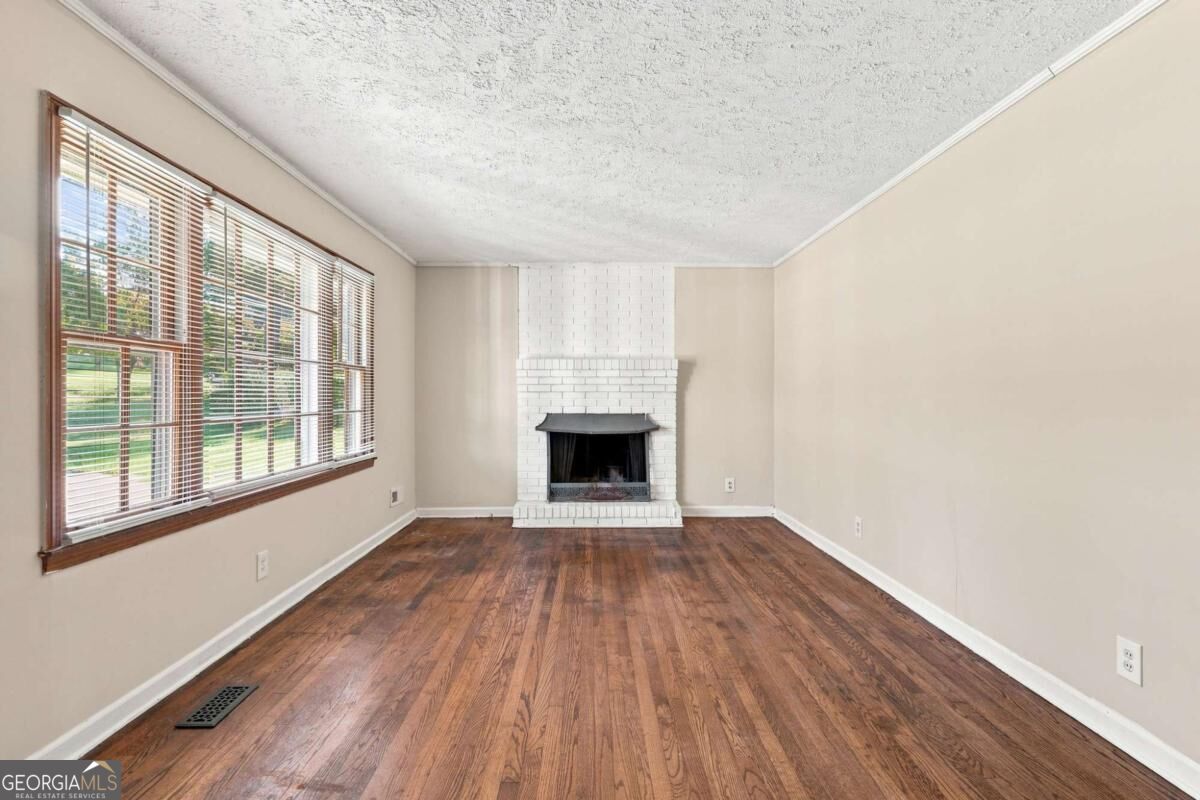 1209 Old Alabama Road Sw Property Photo 4