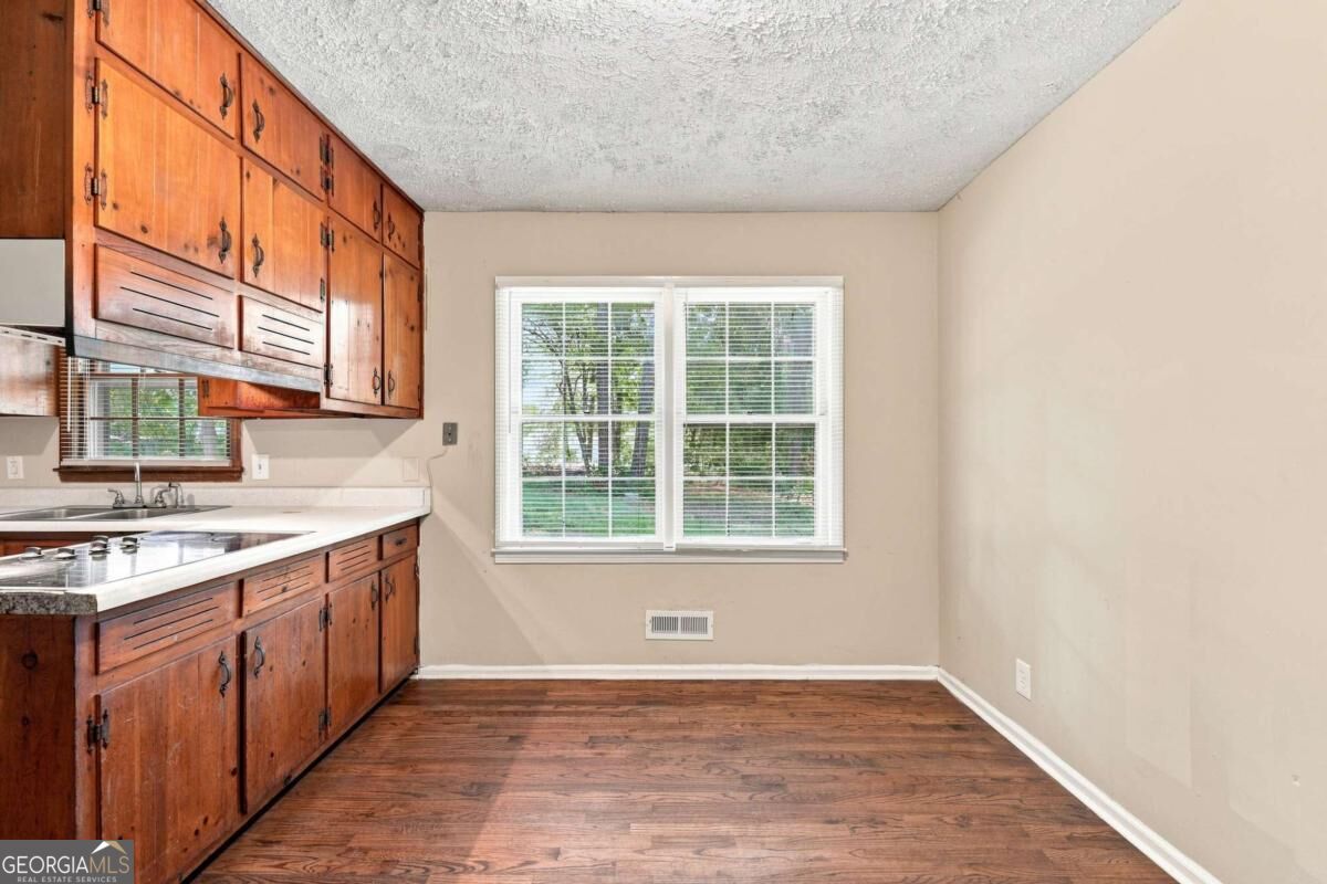1209 Old Alabama Road Sw Property Photo 10