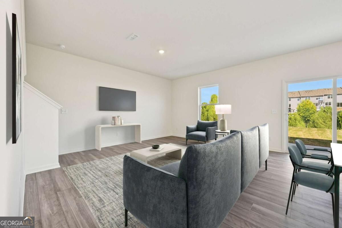 37 Crescent Boulevard Property Photo 9