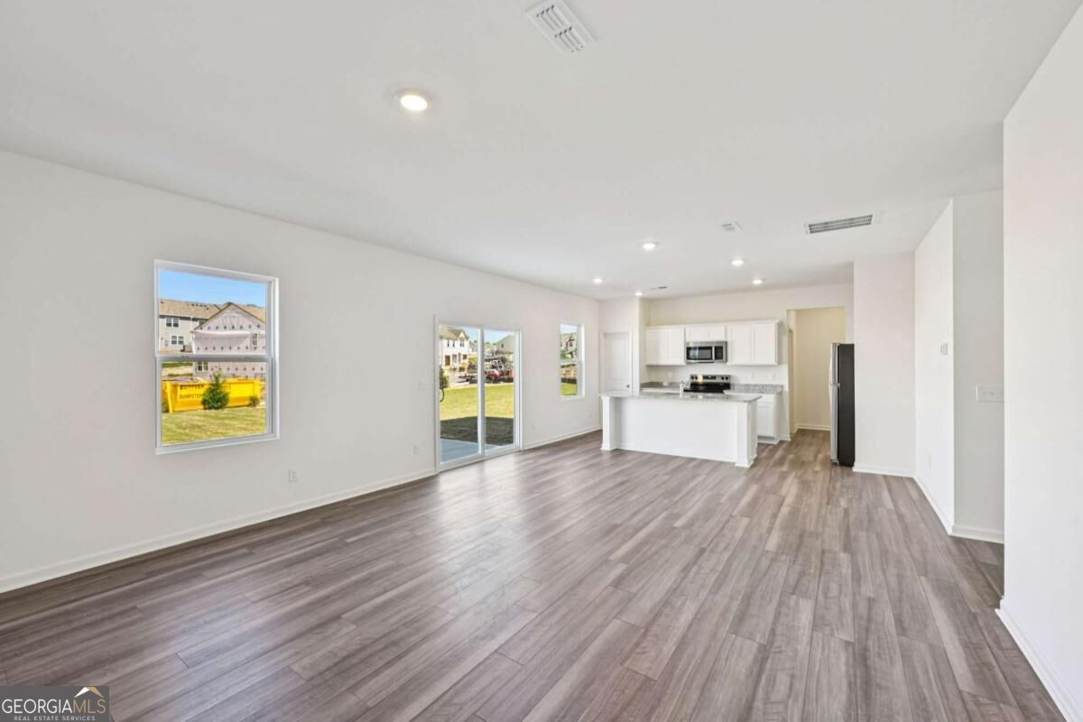37 Crescent Boulevard Property Photo 17