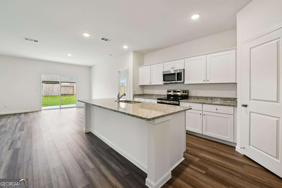 32 Crescent Boulevard Property Photo 17