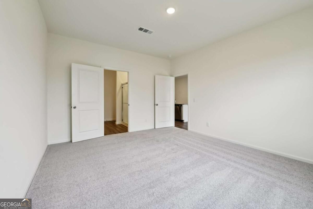 32 Crescent Boulevard Property Photo 18