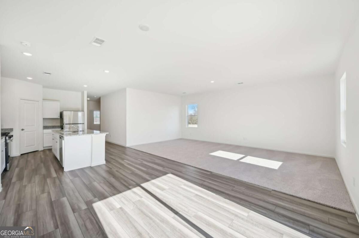 32 Crescent Boulevard Property Photo 38
