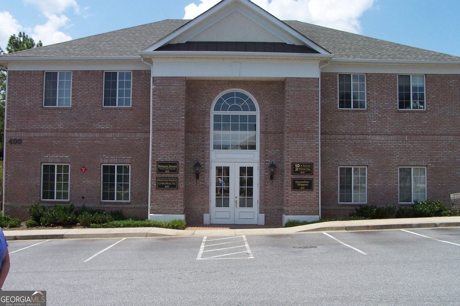 3225 Shallowford Road # 320 Property Photo 1