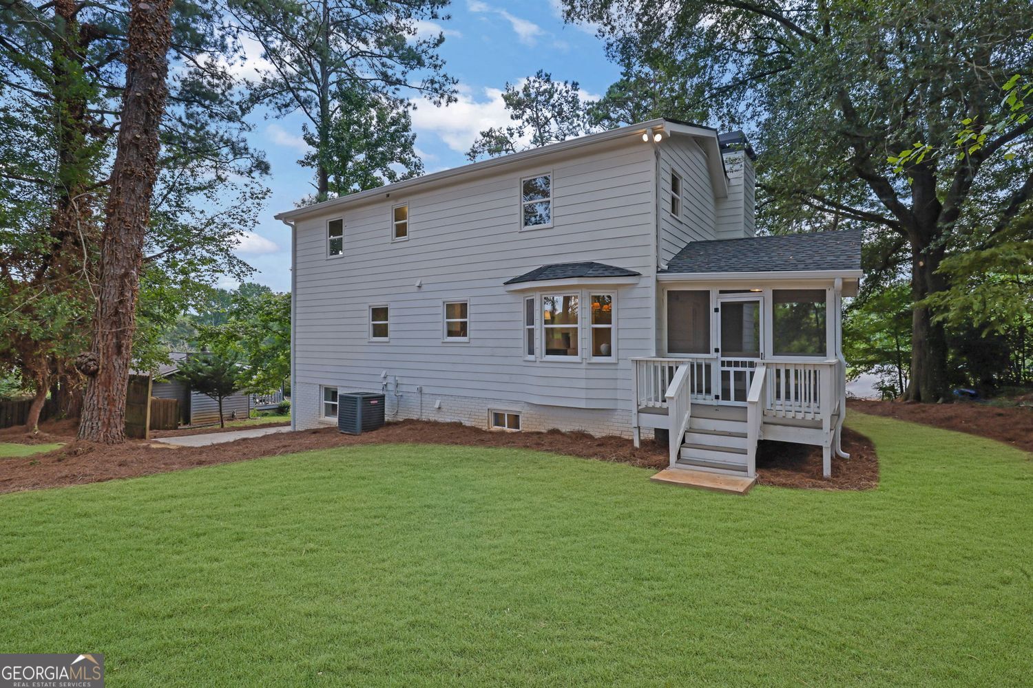 302 Hickory Lane Property Photo 32