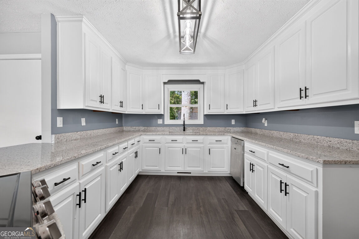 3141 Highway 172 E Property Photo 10
