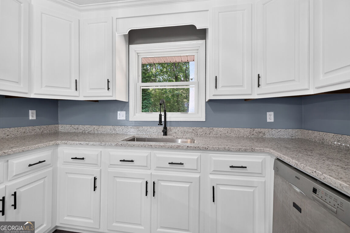 3141 Highway 172 E Property Photo 12
