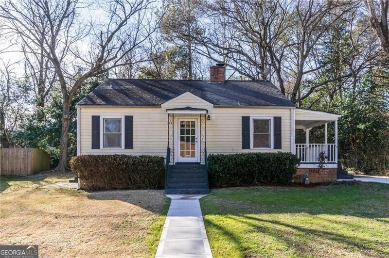 312 Phillips Drive Se Property Photo 1