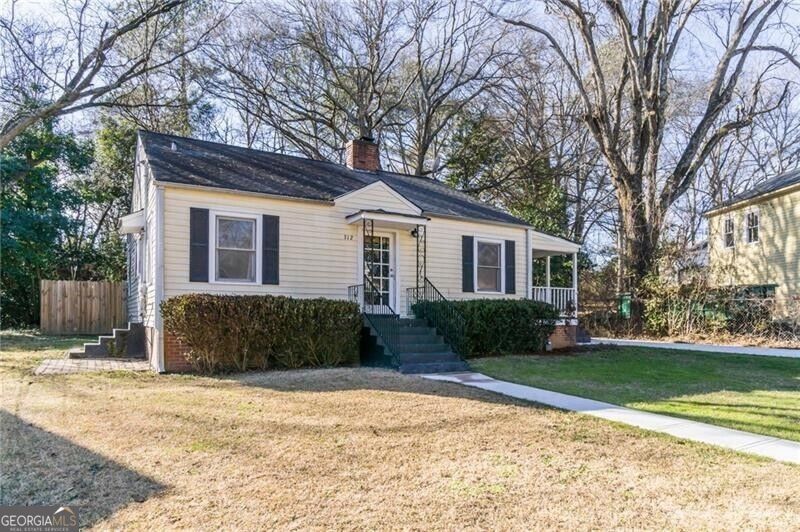 312 Phillips Drive Se Property Photo 2