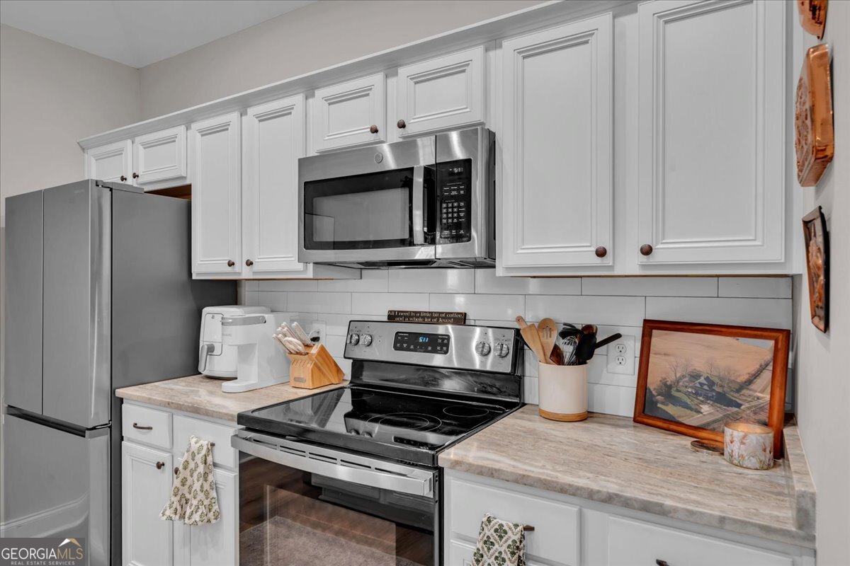 137 Red Tail Circle Property Photo 15