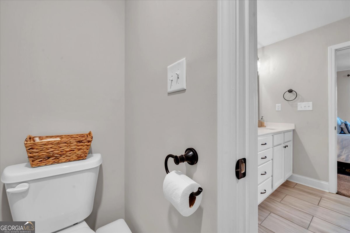 137 Red Tail Circle Property Photo 24