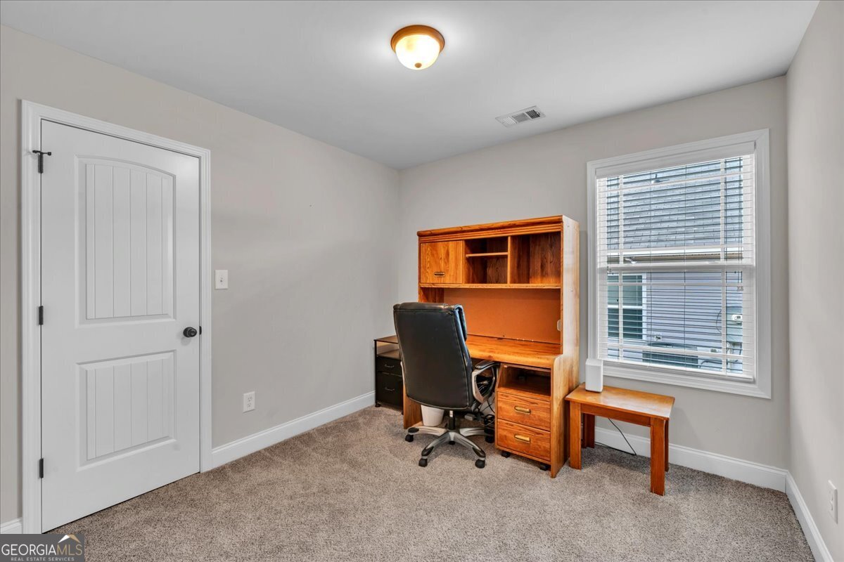 137 Red Tail Circle Property Photo 26