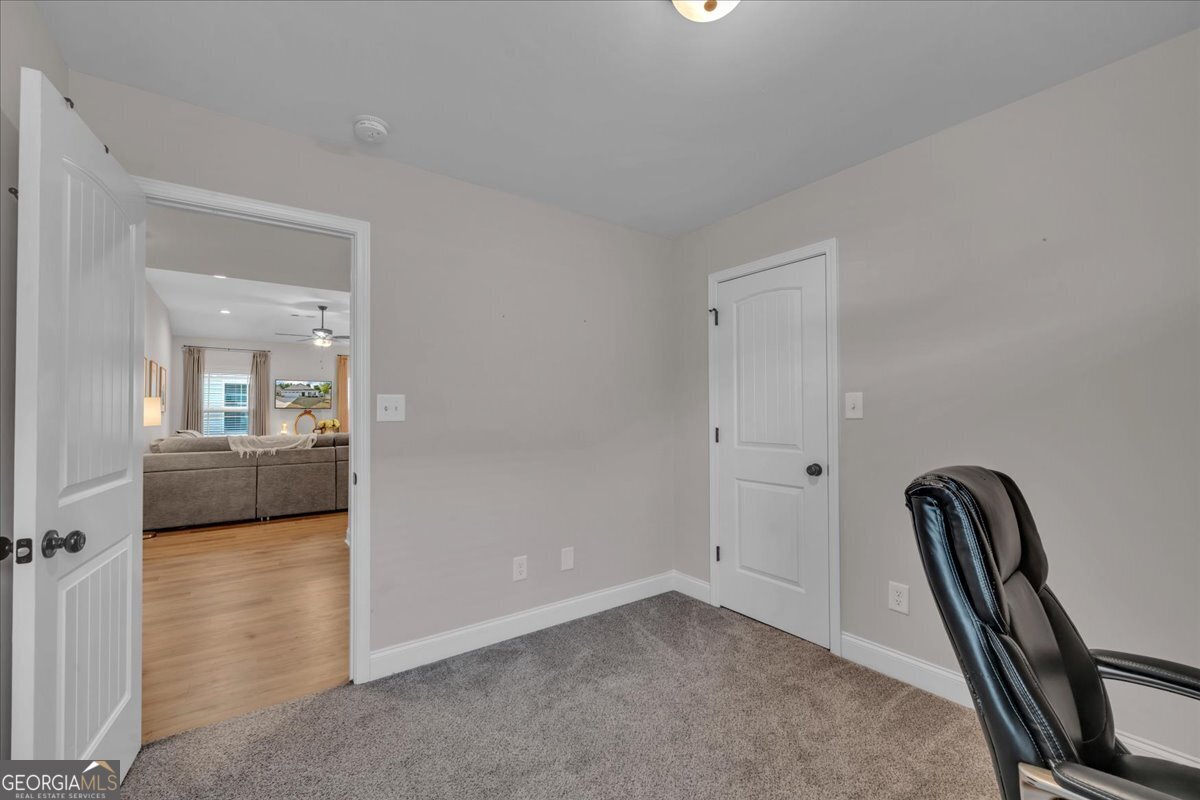 137 Red Tail Circle Property Photo 27