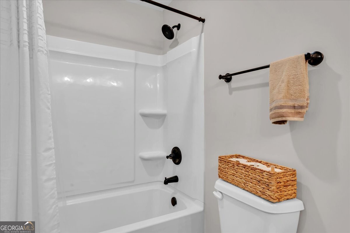 137 Red Tail Circle Property Photo 31