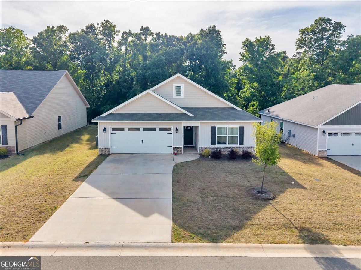 137 Red Tail Circle Property Photo 38