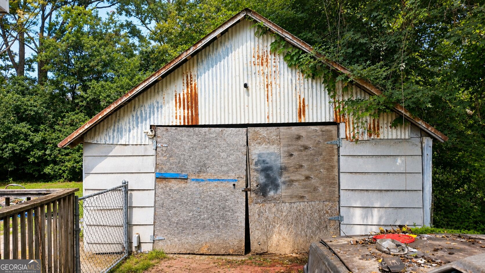 1335 Dewey Street Property Photo 5