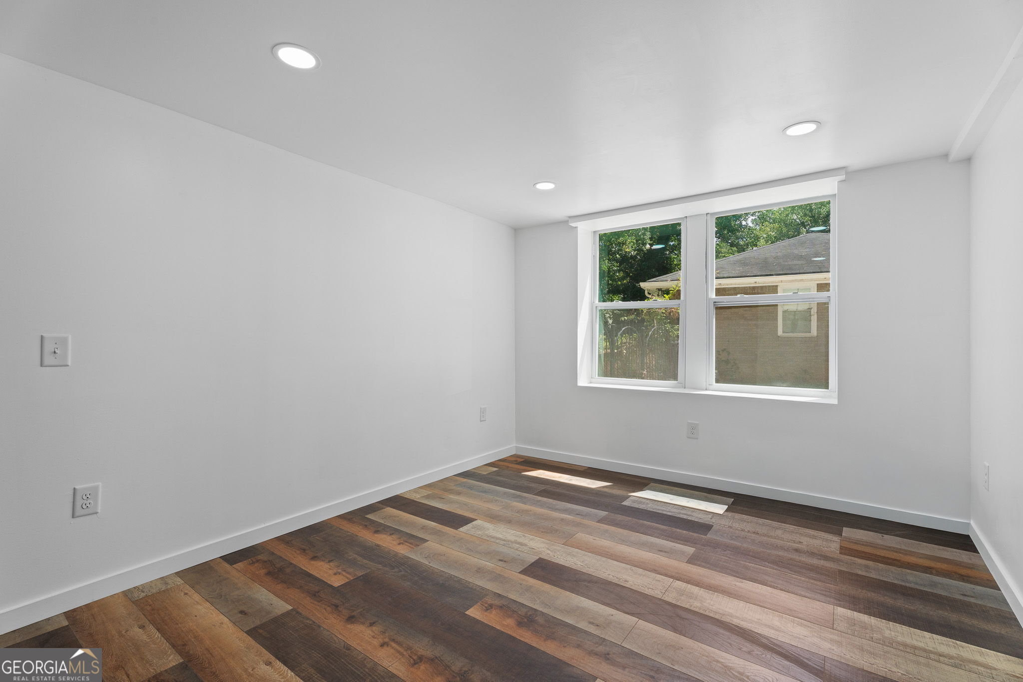 2783 Ben Hill Road Property Photo 14