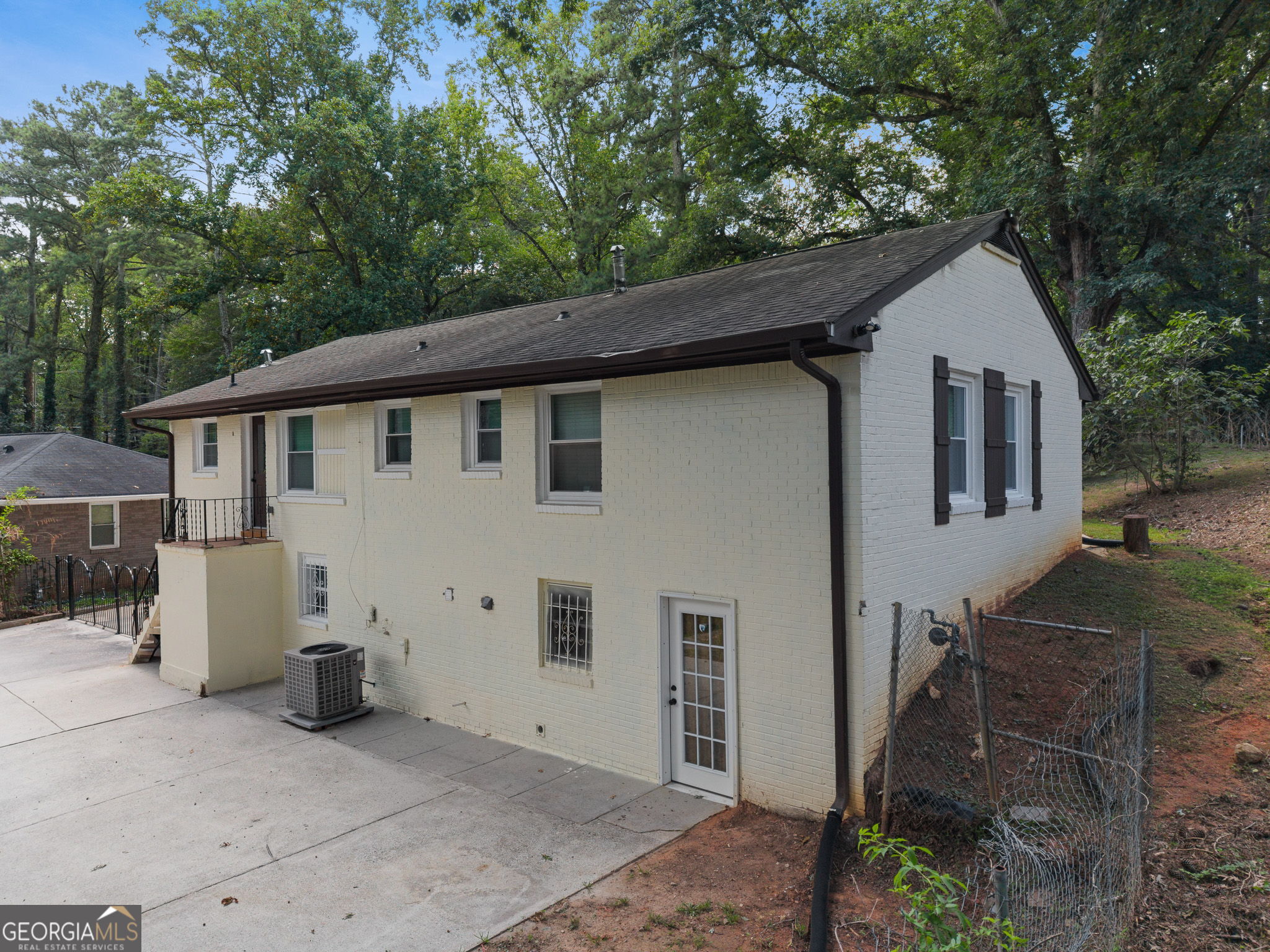 2783 Ben Hill Road Property Photo 32