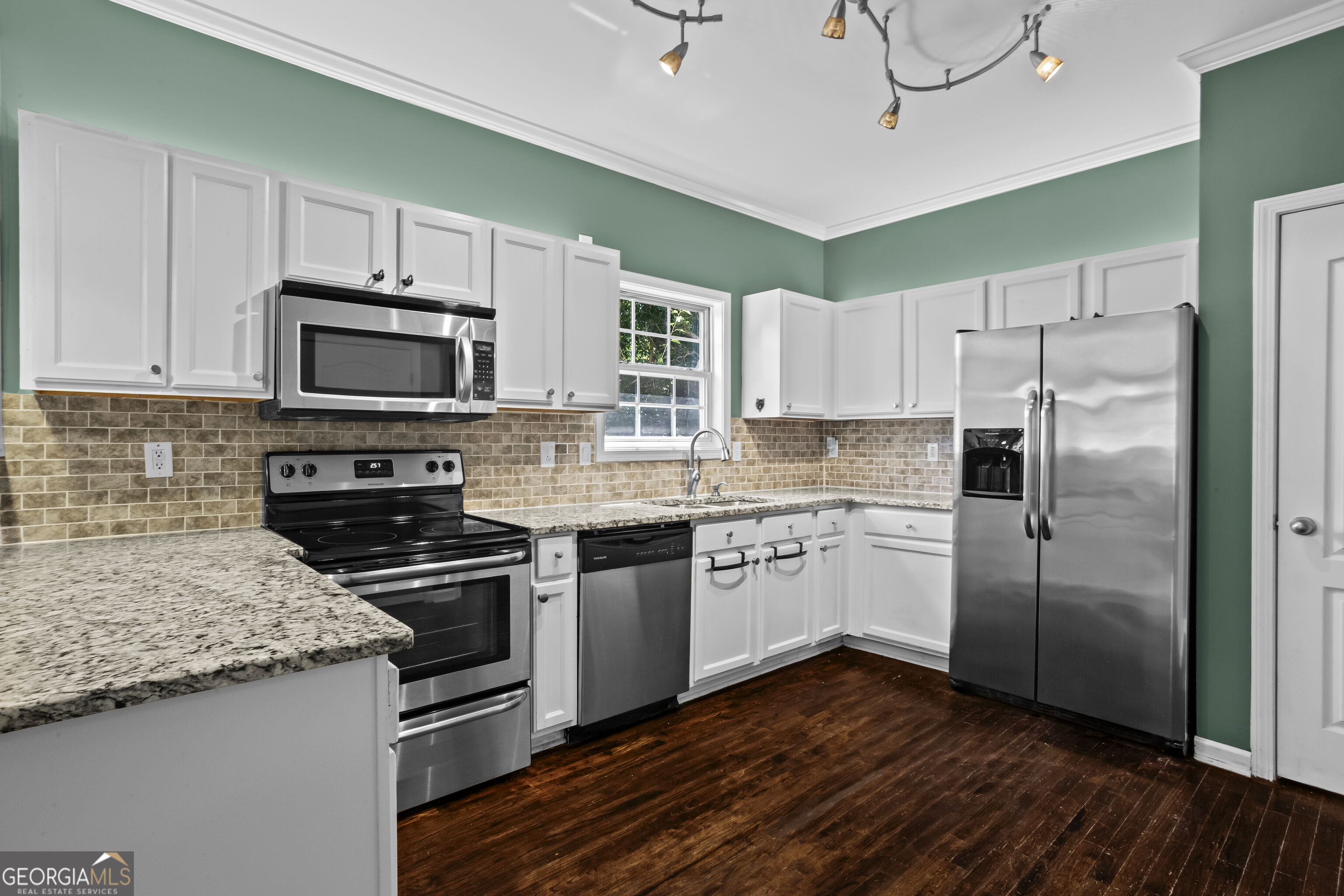 1079 Sims Street Sw Property Photo 6