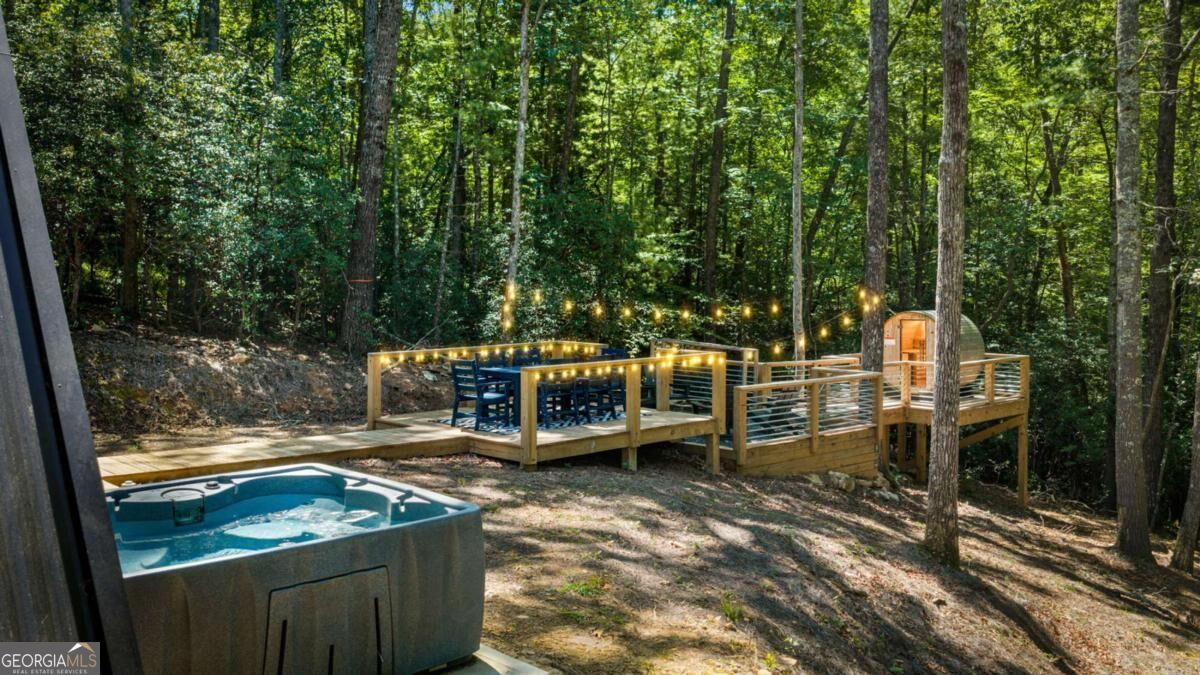 223 Laurel Trace Property Photo 3