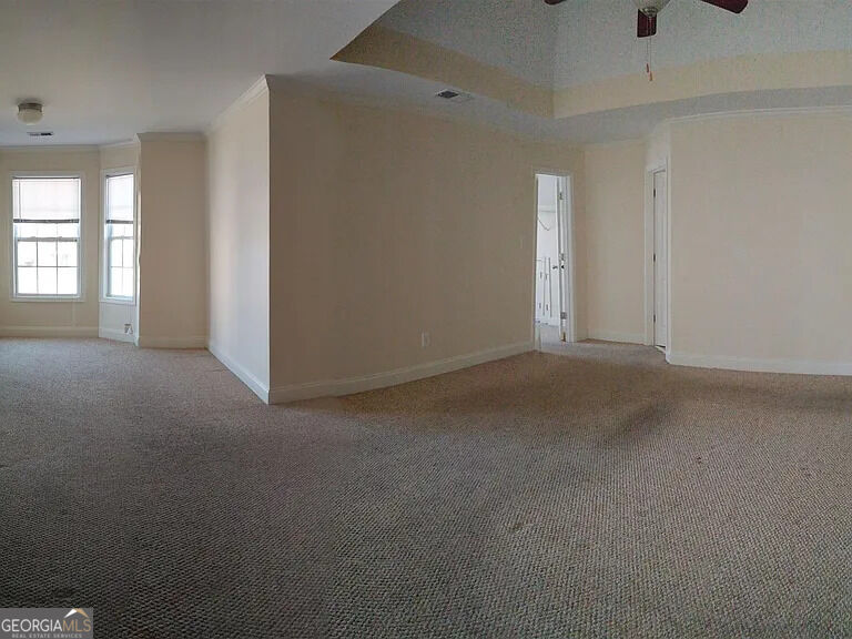 811 Hennepin Terrace Property Photo 6