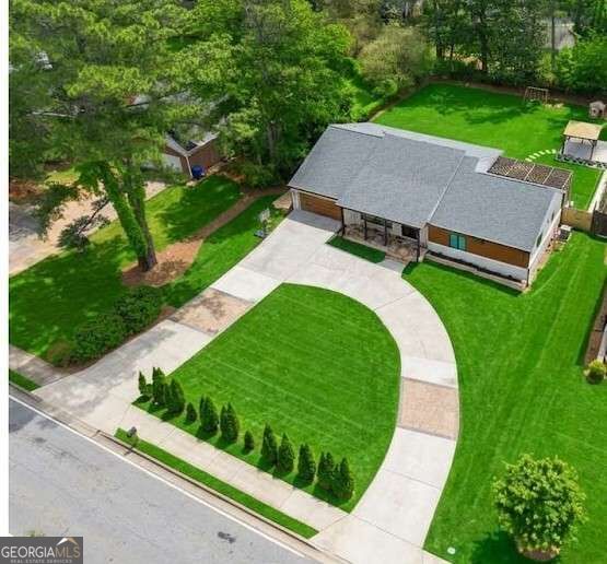 4130 Lower Roswell Road Property Photo 1