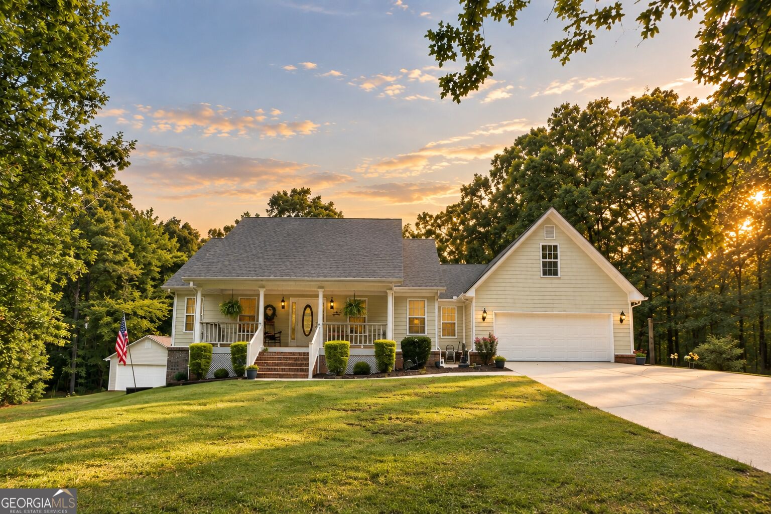 540 Davis Road Property Photo 1