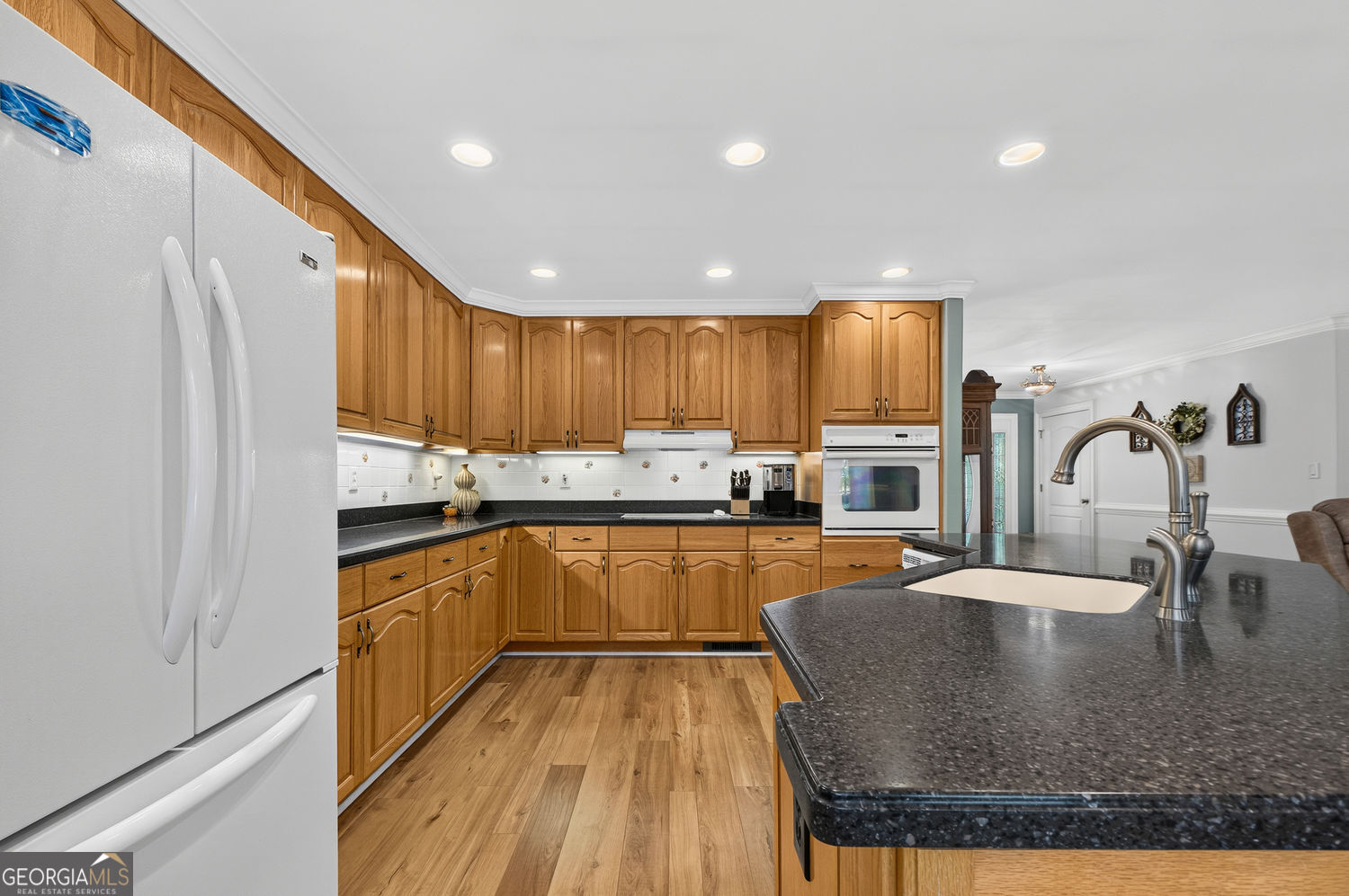 540 Davis Road Property Photo 15