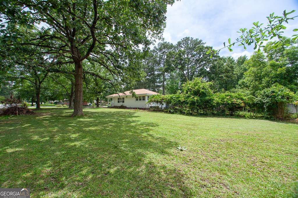 127 Plymouth Road Nw Property Photo 2