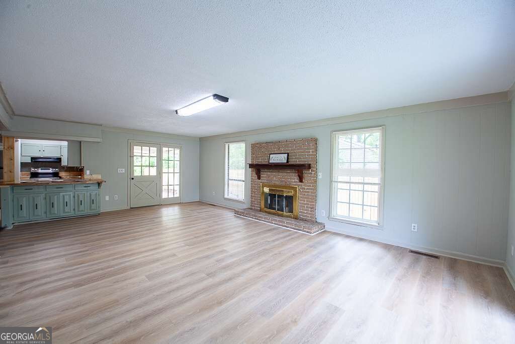 127 Plymouth Road Nw Property Photo 12