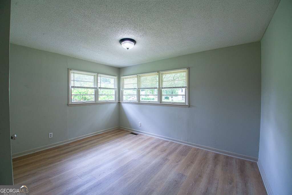 127 Plymouth Road Nw Property Photo 24