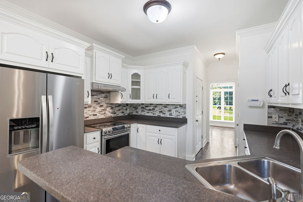 1070 Crabapple Circle Property Photo 6