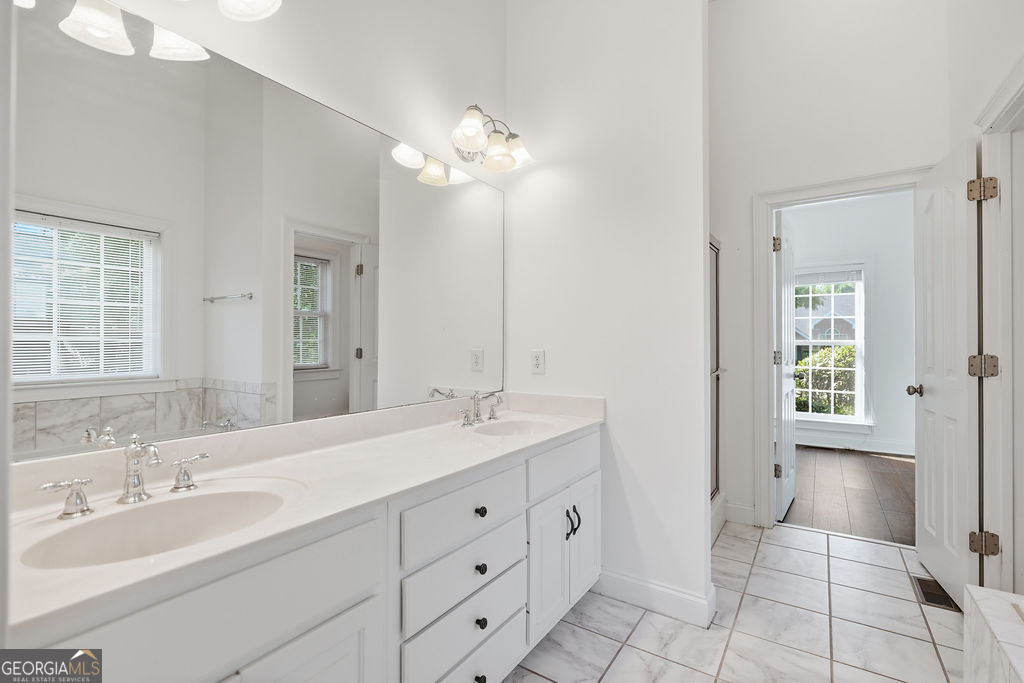 1070 Crabapple Circle Property Photo 15
