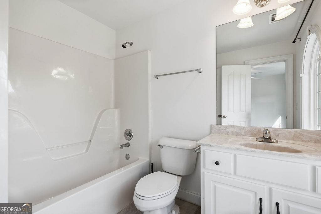 1070 Crabapple Circle Property Photo 24