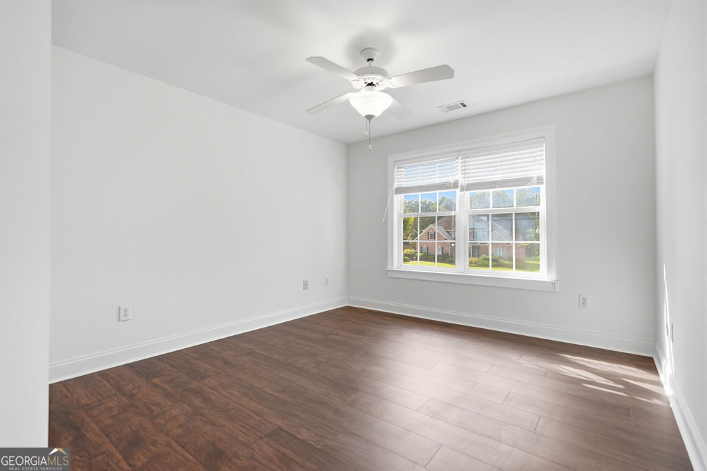 1070 Crabapple Circle Property Photo 25