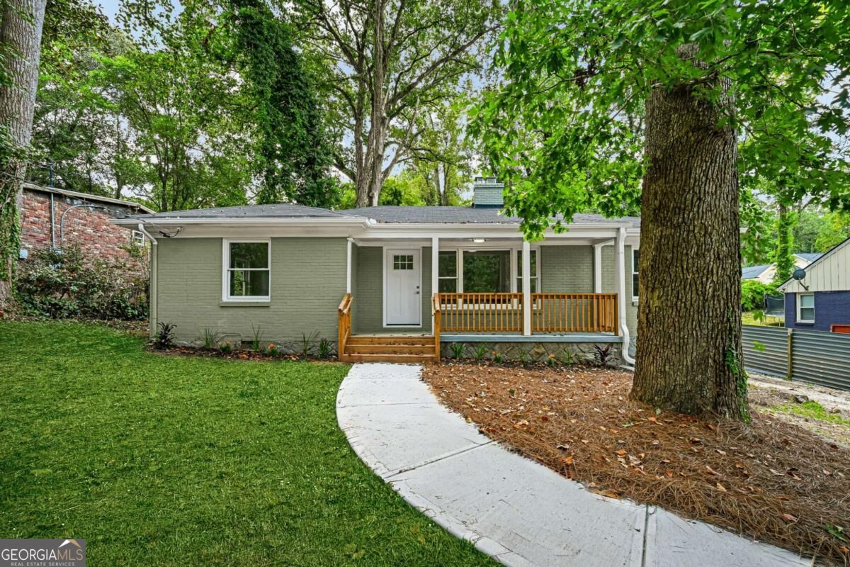 2580 Cascade Road Sw Property Photo 4