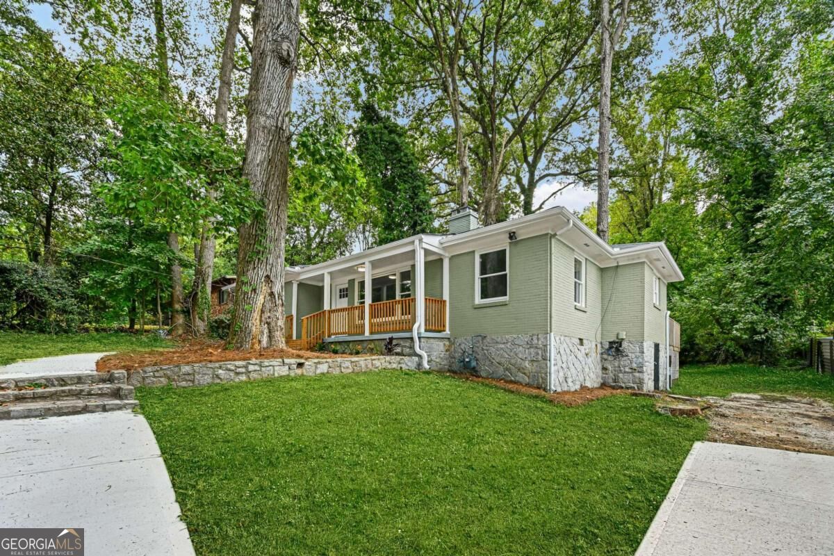2580 Cascade Road Sw Property Photo 5