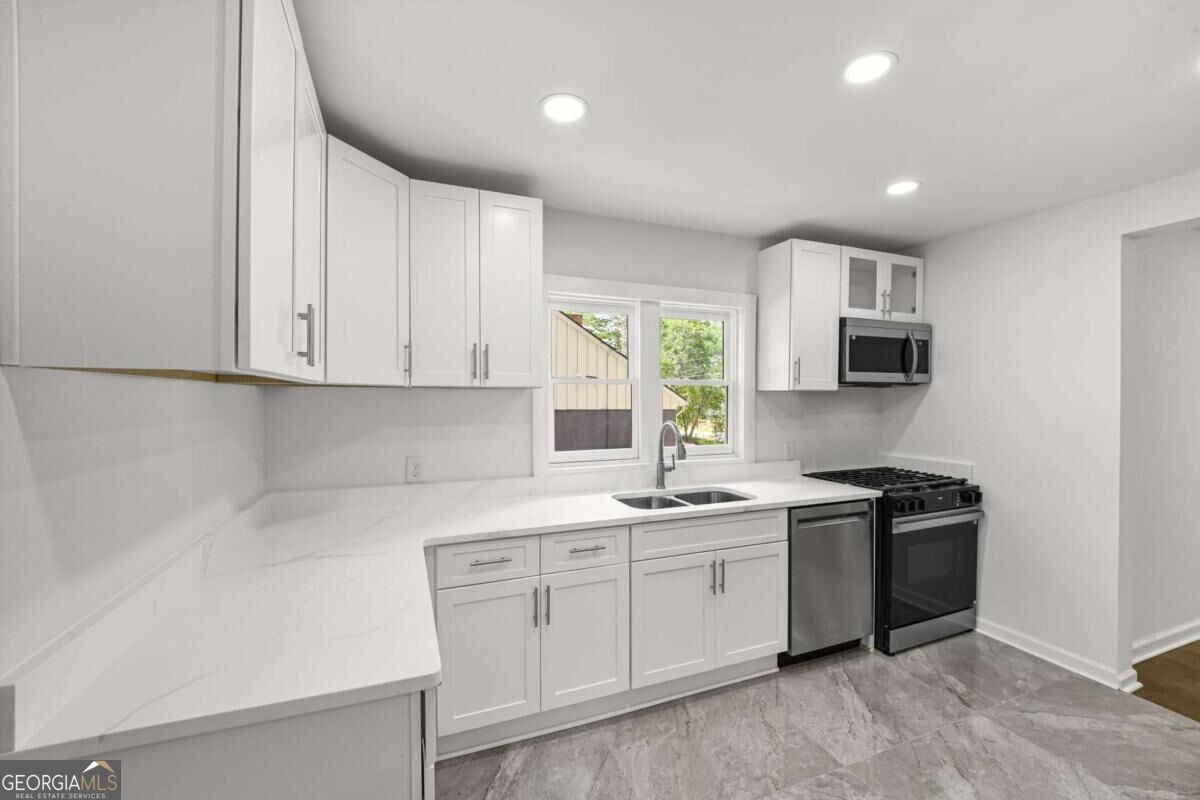 2580 Cascade Road Sw Property Photo 14