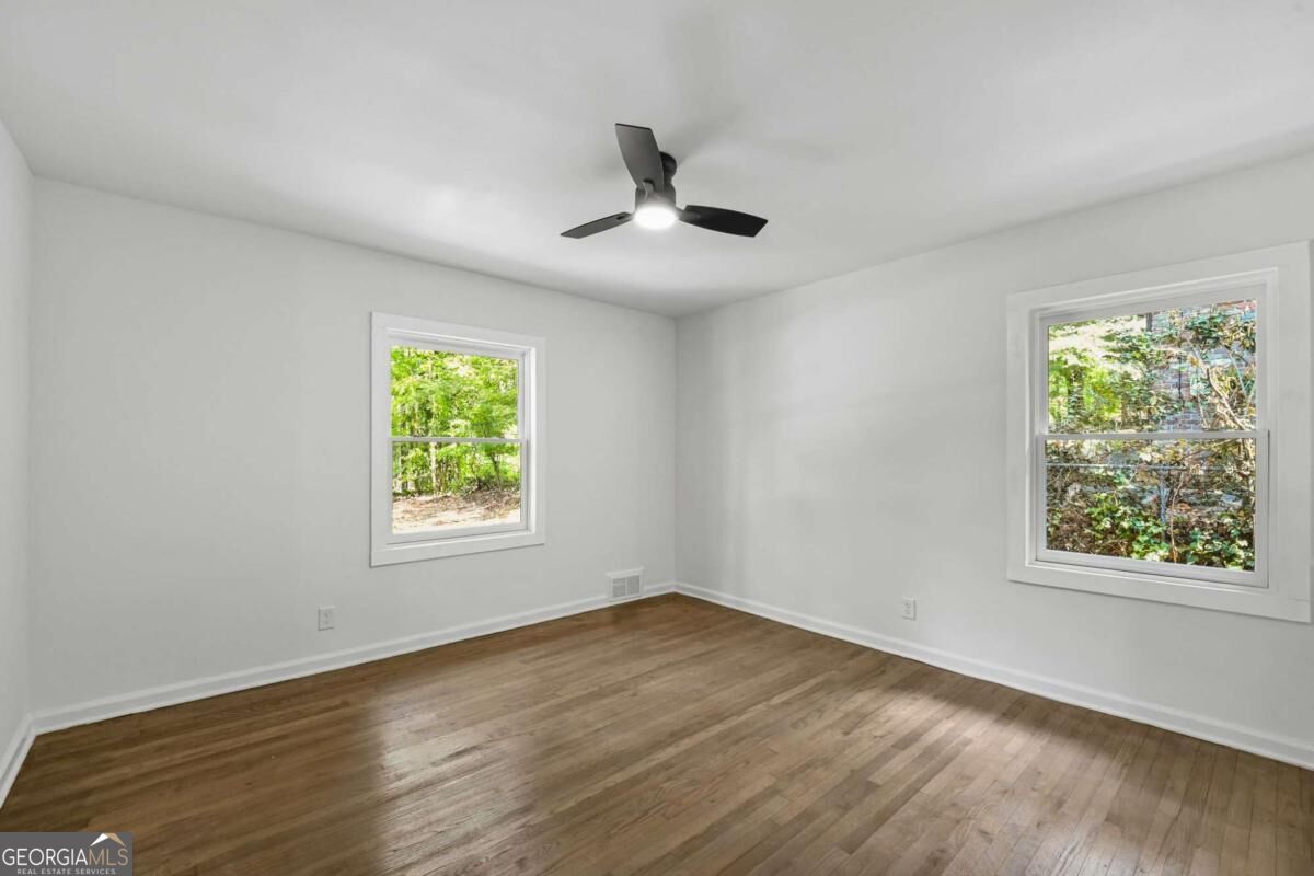 2580 Cascade Road Sw Property Photo 16