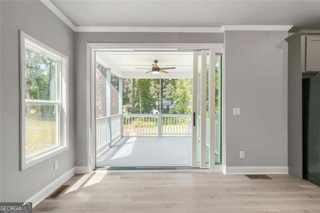 3387 Lee Place Property Photo 9