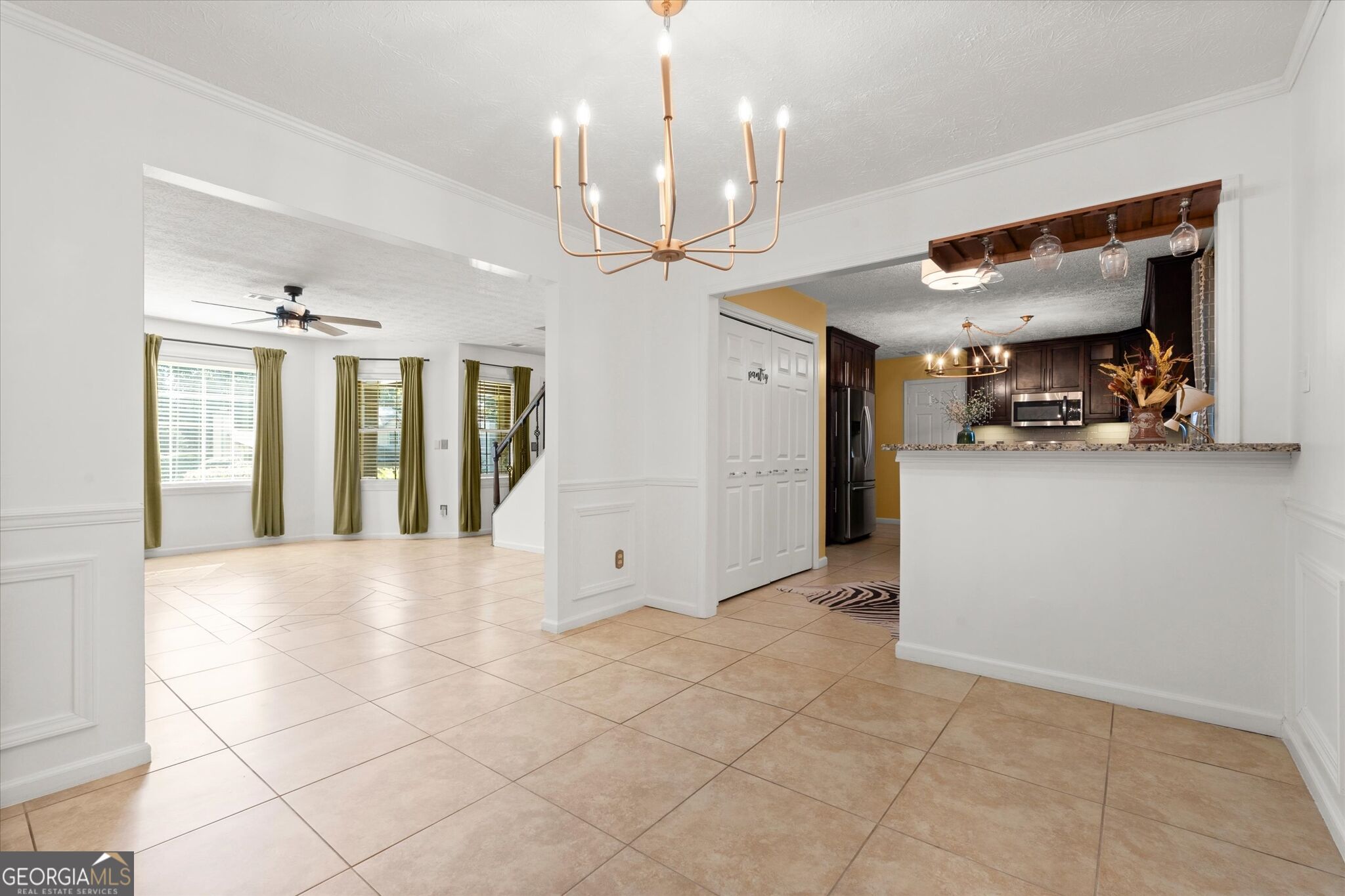 2431 Stonebridge Lane Property Photo 6