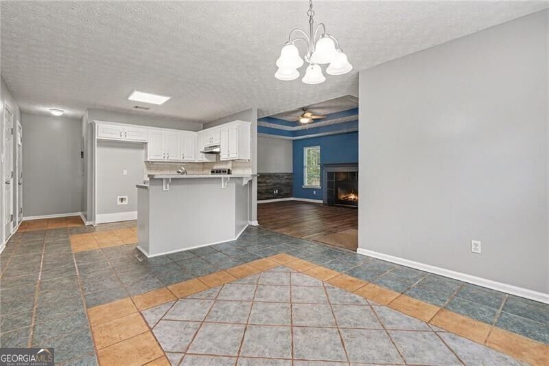 50 Mountainside Lane Property Photo 8